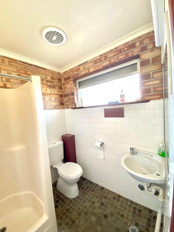 Proserpine Motor Lodge エクステリア 写真