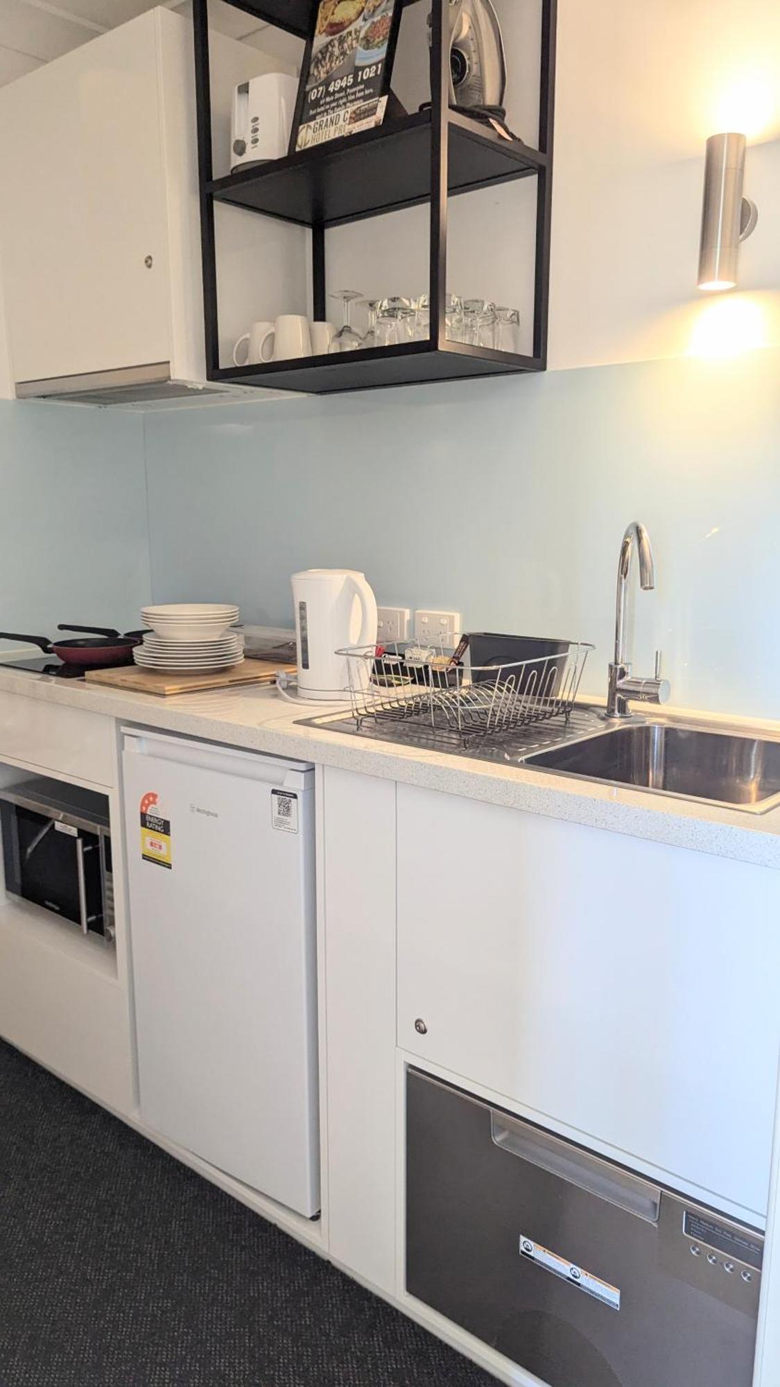 Proserpine Motor Lodge エクステリア 写真