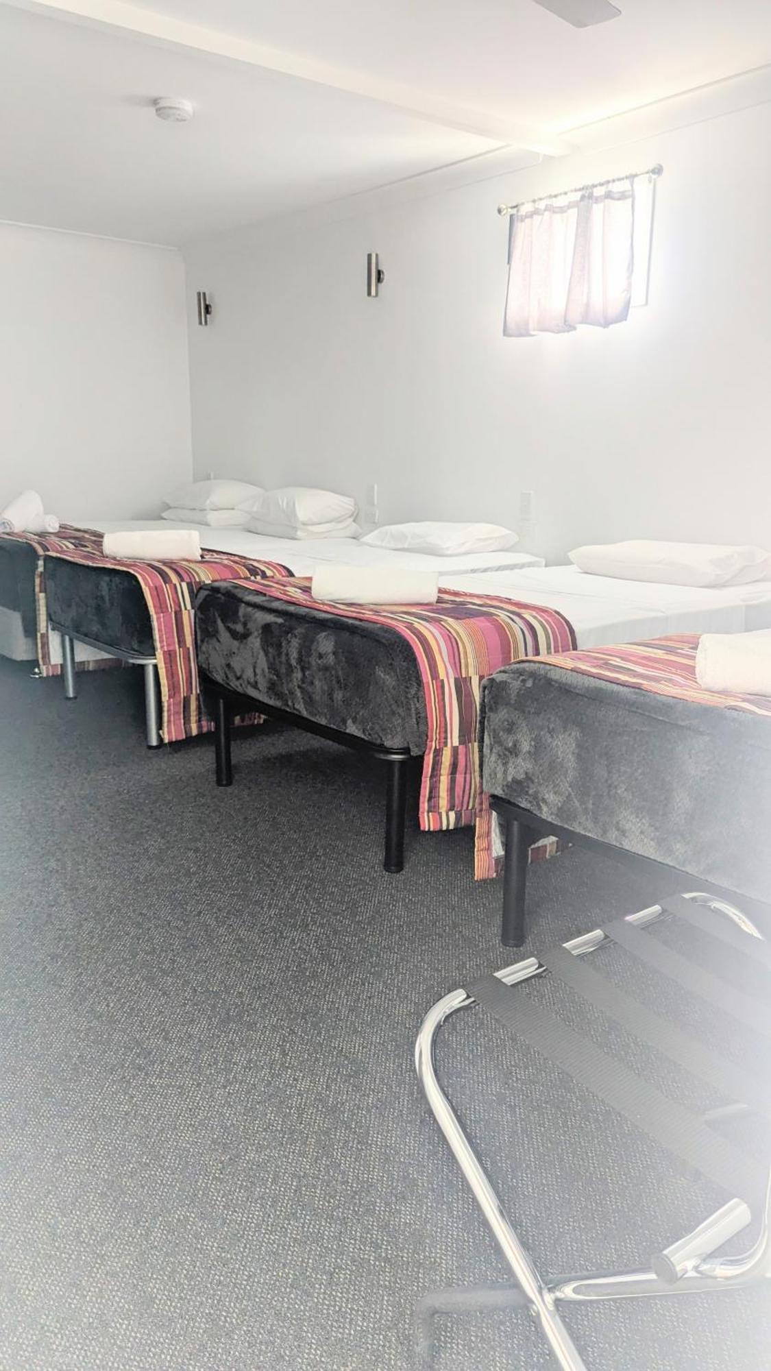 Proserpine Motor Lodge エクステリア 写真